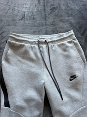 (S) Nike Tech Fleece мъжко долнище (забележка 3та снимка)